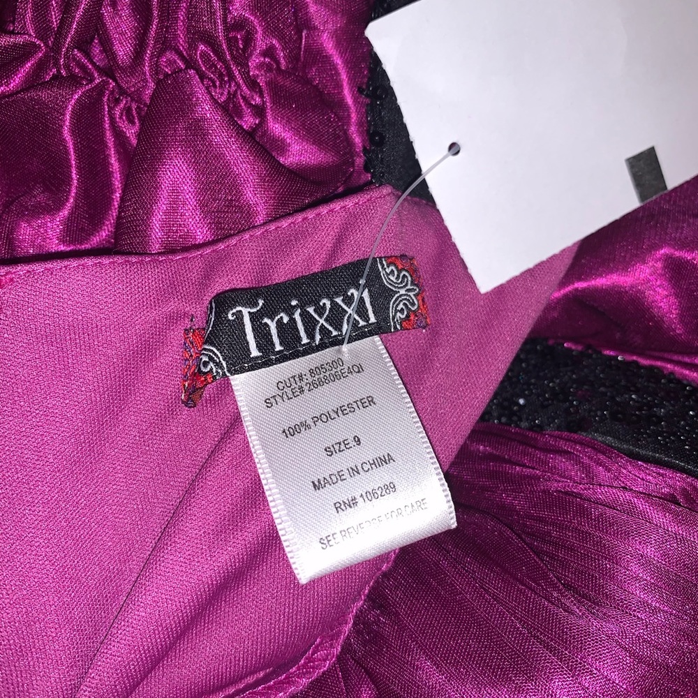 Dress - Picture 4 of 6